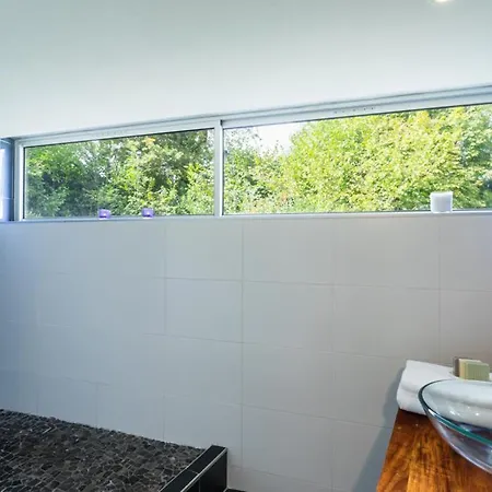 Sleeps 10 Villa *