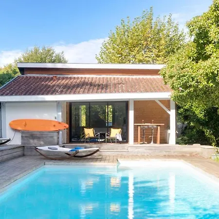 Sleeps 10 * Ahetze